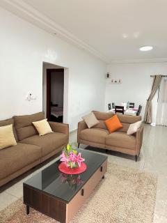 Appartement meublé 3 pieces, Etage 1 Residence Nehemie - Abidjan - 0