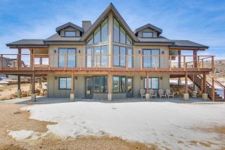 5 Mi to Bear Lake State Park Home with Deck - 9