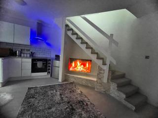 Modern Cozy home - Watford - 9