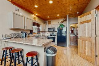 2 Bed 2 Bath Vacation home in Bryson City - Bryson City - 3