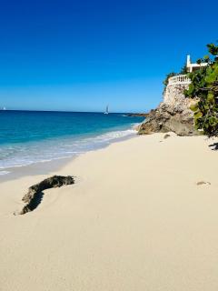 Outstanding Unit with Breathtaking Seaviews - Cupecoy - 1
