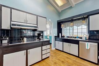 Sea Dream and Sand Dollar Suite - Fort Bragg - 2