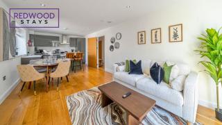 BRAND NEW!! 2 Bedroom 2 Bathroom Town Center Apt in Camberley FREE WiFi By REDWOOD STAYS - Camberley - 6