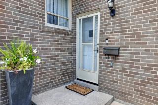 Comfy City Retreat , Seneca College, CMCC - Toronto - 9