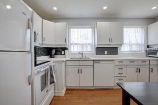 Comfy City Retreat , Seneca College, CMCC - 3