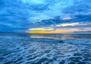 3BR Home Near Beach, Pool, Local Vibes - Manzanillo - 3