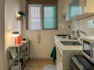 SEOUL OPEN Line 5 Hwagok Station location,2 queen beds,10 minutes from Gimpo Airport,Hongdae,Yeouido,Gwanghwamun,Gochukdom - Seul - 2