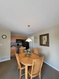 Valleyview Swing & Stay - Traverse City - 3