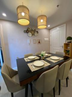 1-BR Condo with 4 BEDS, DINING, Karaoke,NETFLIX,YTpremium,GAMES,WIFI,25TH fLoor - Sunrise & Sunset CITY&POOL view , wrap-around BALCONY - San Fernando - 6