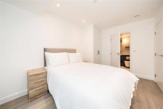 London ExCel 2 Bed Apartment - 3