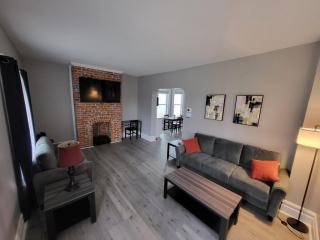 Modern 3BR Home Near Downtown Columbus - Columbus - 0