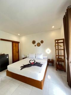 Tyana House Kuta Lombok - Kuta Lombok - 4
