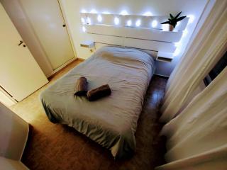 Cómodo departamento céntrico con estilo y personalidad - 8