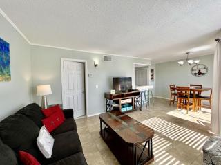 Sandpiper Cover 2031 near beach sleeps 4 - Destin - 3