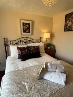 Broadlands - 9