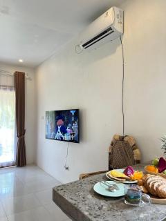 Tyana House Kuta Lombok - Sengkol - 9