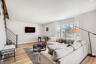 Lux Life! Central Location For Business Or Play! - Las Vegas - 3