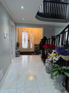 Bright Private Single Bedroom Q33 - Mississauga - 1