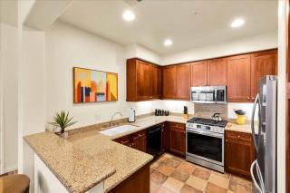 Ground Floor 1BR Legacy Villa #A - La Quinta - 9