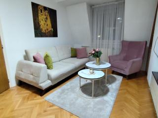 New Apartment 8, self check-in, free parking - Escópia - 6