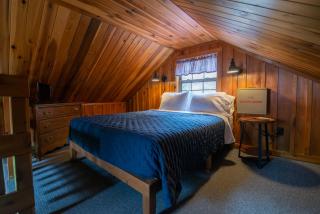 Moore House Inn & Cabins - 3