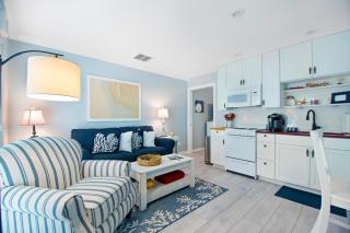Driftwood Landing 8 - Naples - 8