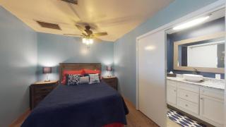 Driftwood Landing 11 - Naples - 2