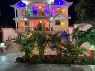La Belle Hôtel - - 5