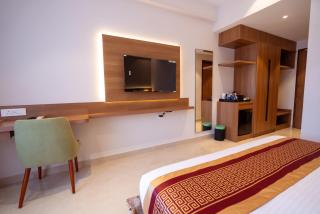 Hotel Grand Ajantha - Puthupalli - 7