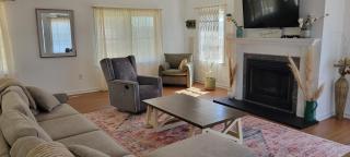 Wild and Free! Lakefront Oasis on Great Creek! - 1