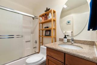 Hidden Gem 3Bed 3Ba Retreat Jacuzzi AC Balconies - San Diego - 8