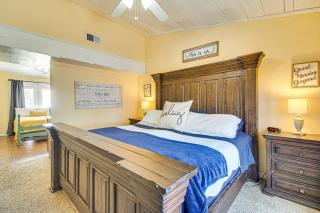 Grove Lake House with Boat Dock and Outdoor Spots! - Grove - 3