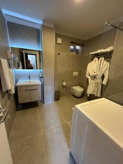 Chic & Serene Apartment-Your Relaxing Oasis - Tirana - 1