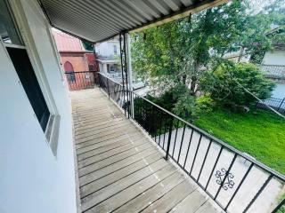 5 bedroom apartment in Ashland - 2