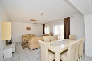 House Perci 2 - Tar - 5