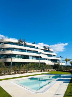 Oasis 325 - 2 bedroom with frontal sea and mountain view - Estepona - 0