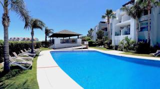 South Facing Apartment with Ample Sun Terrace & Panoramic Views - Mijas Costa - 5