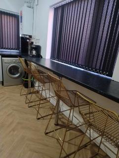 3BR Sleeps 10 Walk to Alex Park - Manchester - 6