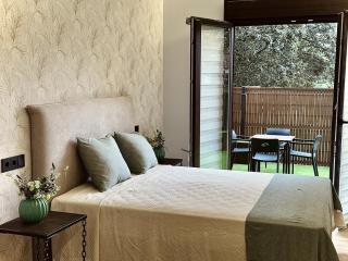 Flower Deluxe Bajo con Jardin 6084 - 8