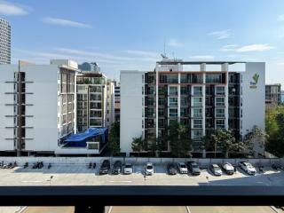 Modern Cityscape1BR - Ultra Fast WiFi - BTS On nut - 1