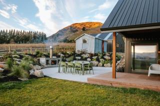 Rangers Retreat - Mountain Views - Rural - Lake Hāwea - 4