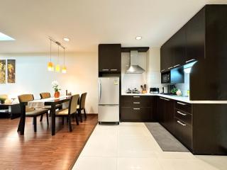 Vibrant Modern 57 SQM - Ultra Fast WiFi - BTS Thonglor - 6