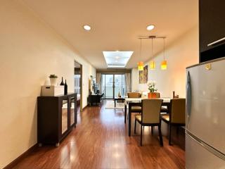 Vibrant Modern 57 SQM - Ultra Fast WiFi - BTS Thonglor - 1