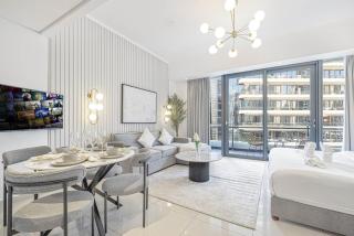 Luxury Studio in Dubai Marina with Canal views - 8