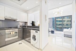 Luxury Studio in Dubai Marina with Canal views - 3