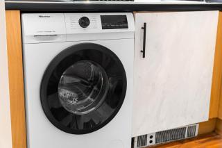 Duplex 2 Bedroom Apartment - City Centre - On Street Parking - 1