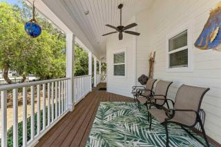 Lighthouse Legends FREE Golf Cart Pool Heat Deals - Destin - 2