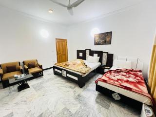 Capital Family Guest House - Islamabad - 1
