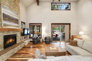 Equinox Retreat - Walkable Luxe Apartment w Apartment - Cle Elum - 2