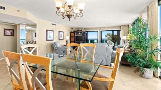Emerald Towes 306 Beach Front 3rd Floor Condo - 7